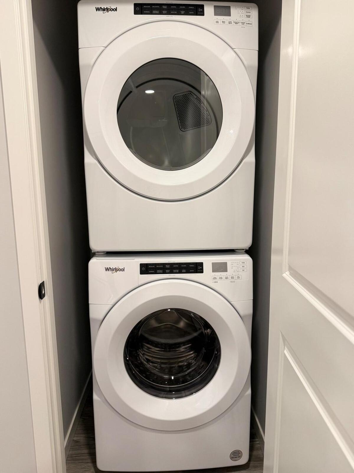 Apartment Relax, Recharge, Repeat 2bedroom Walkout Haven Calgary